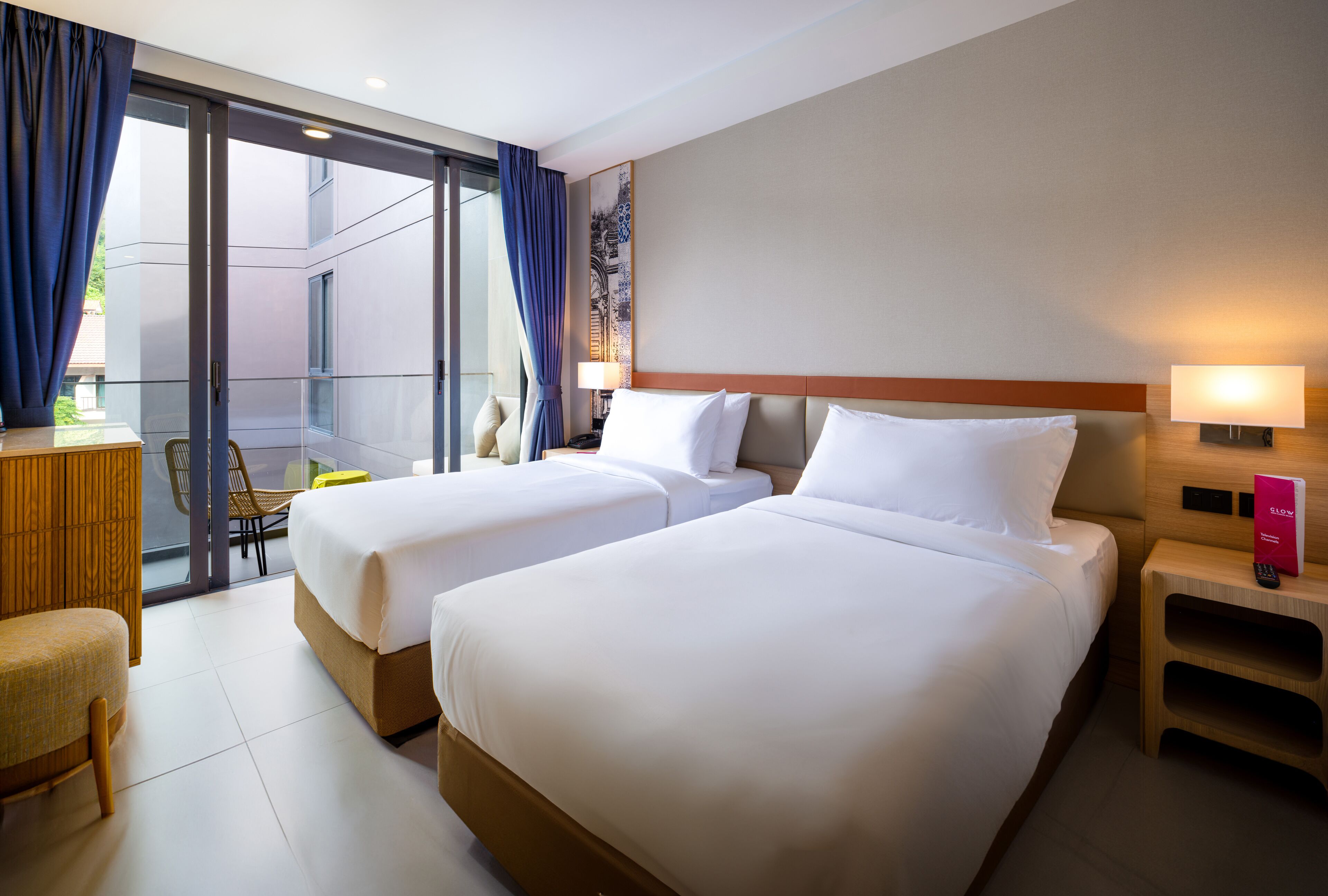 Foto - GLOW Mira Karon Beach