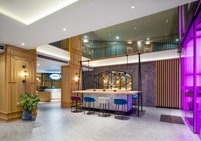 Sala de estar en el lobby