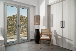 Appartement, vue mer | Literie de qualité supérieure, bureau