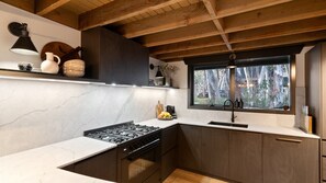 Microwave, stovetop