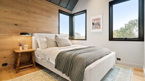 4 bedrooms