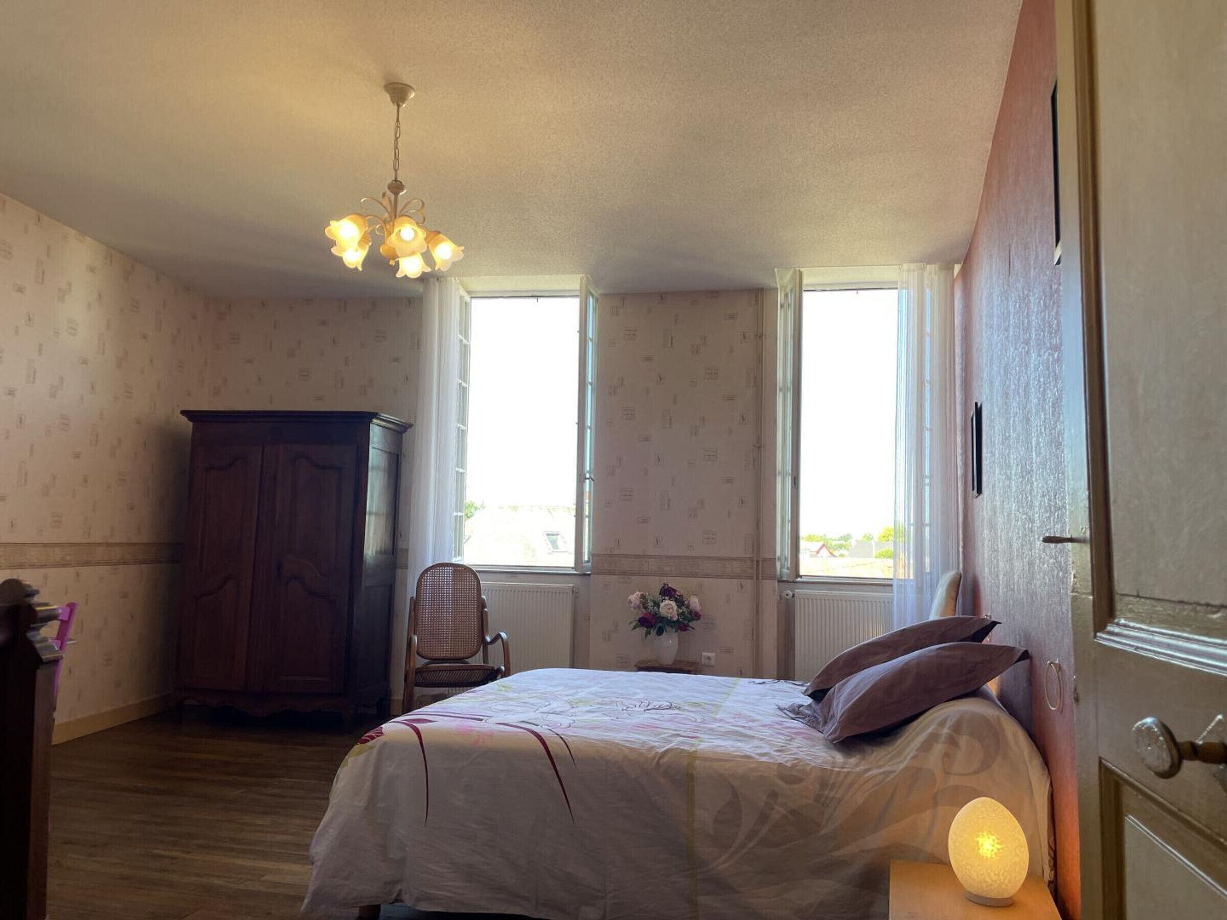 5 chambres, Wi-Fi, draps fournis