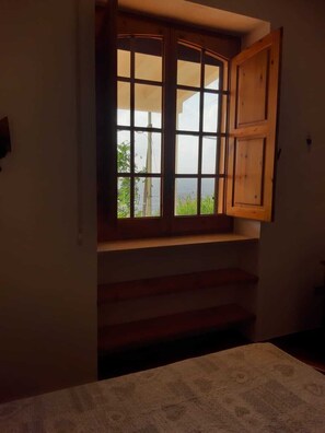 3 bedrooms, WiFi - Villa Aliaksandra swimming pool and garden in Tricase Porto. In front of the sea (Tricase Porto)