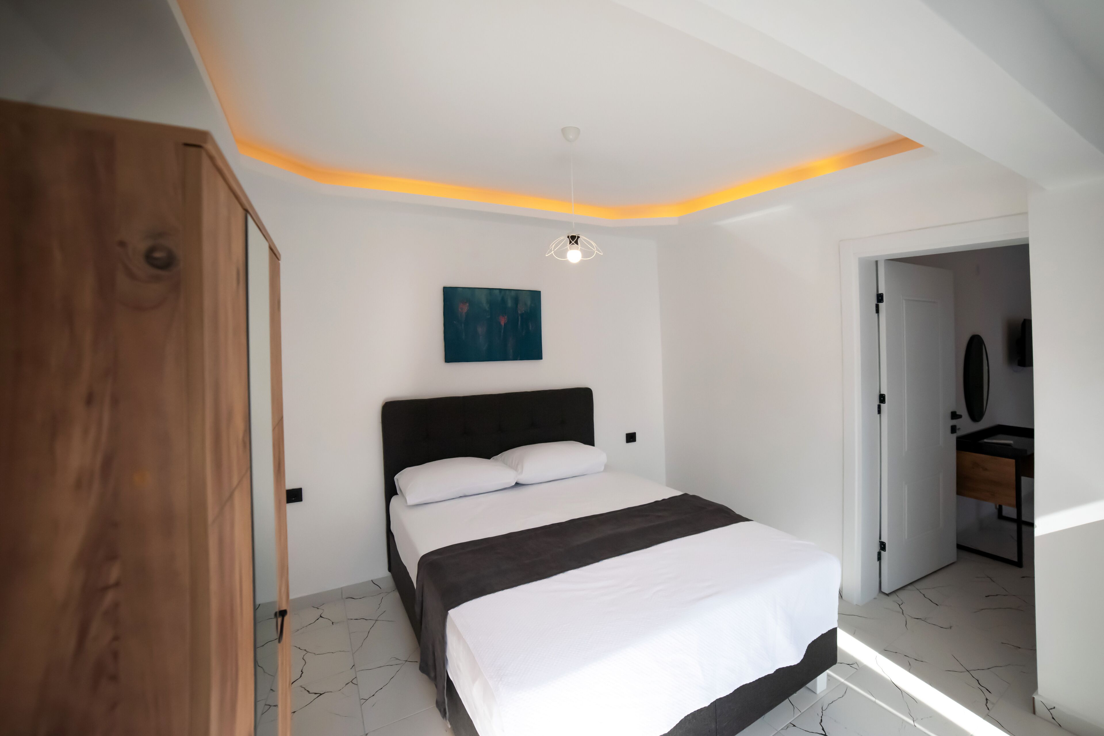 Junior Suite, Balcony, Sea View | Minibar, desk, free WiFi, bed sheets