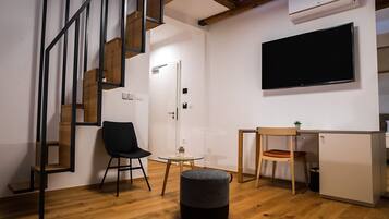 Phòng Suite Tiêu chuẩn | Minibar, két bảo mật tại phòng