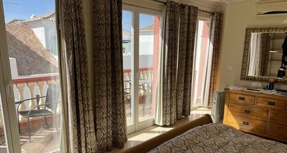 Apartment in Beautifully Restored Building in Central Tavira