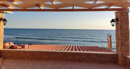 Maritinas Stone House & Apartment On The Beach