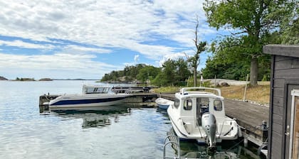 2 bedroom lovely home in Vikbolandet