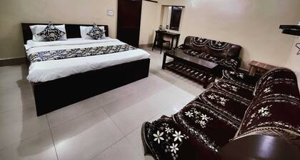 Hotel Vrindavan Palace