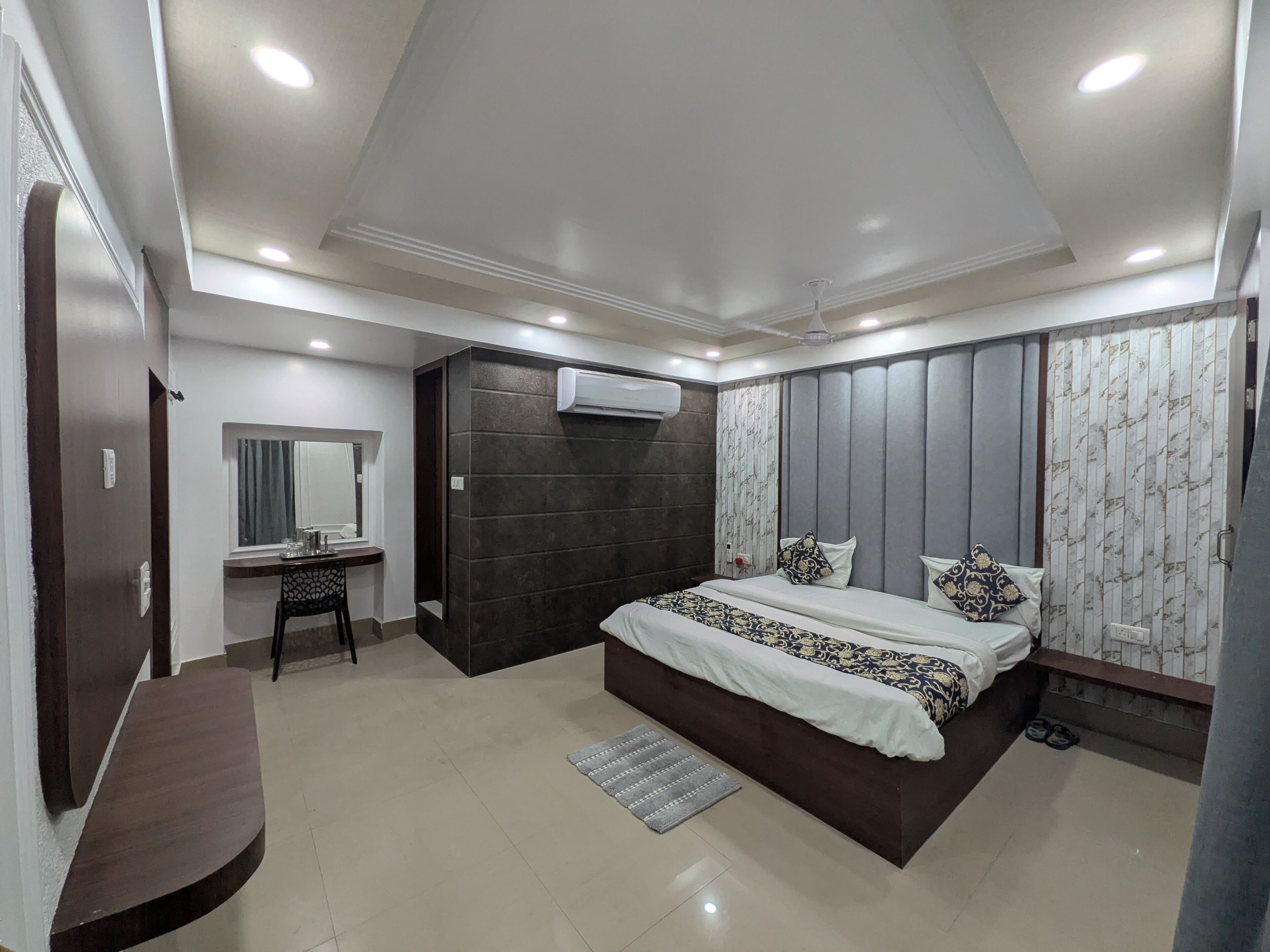 Habitación ejecutiva (Standard Double Bed AC) | Wifi gratis