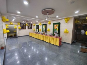 Restaurant - Hotel Vrindavan Palace (Aligarh)