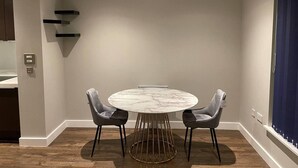 Living area - Comfortable 1-bed Studio Apartment in Birmingham (Birmingham)