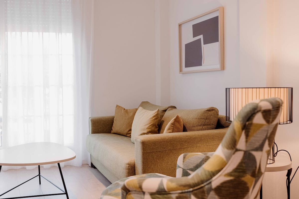 Standard Apartment, 2 Bedrooms, Kitchen, Ground Floor | Living area
