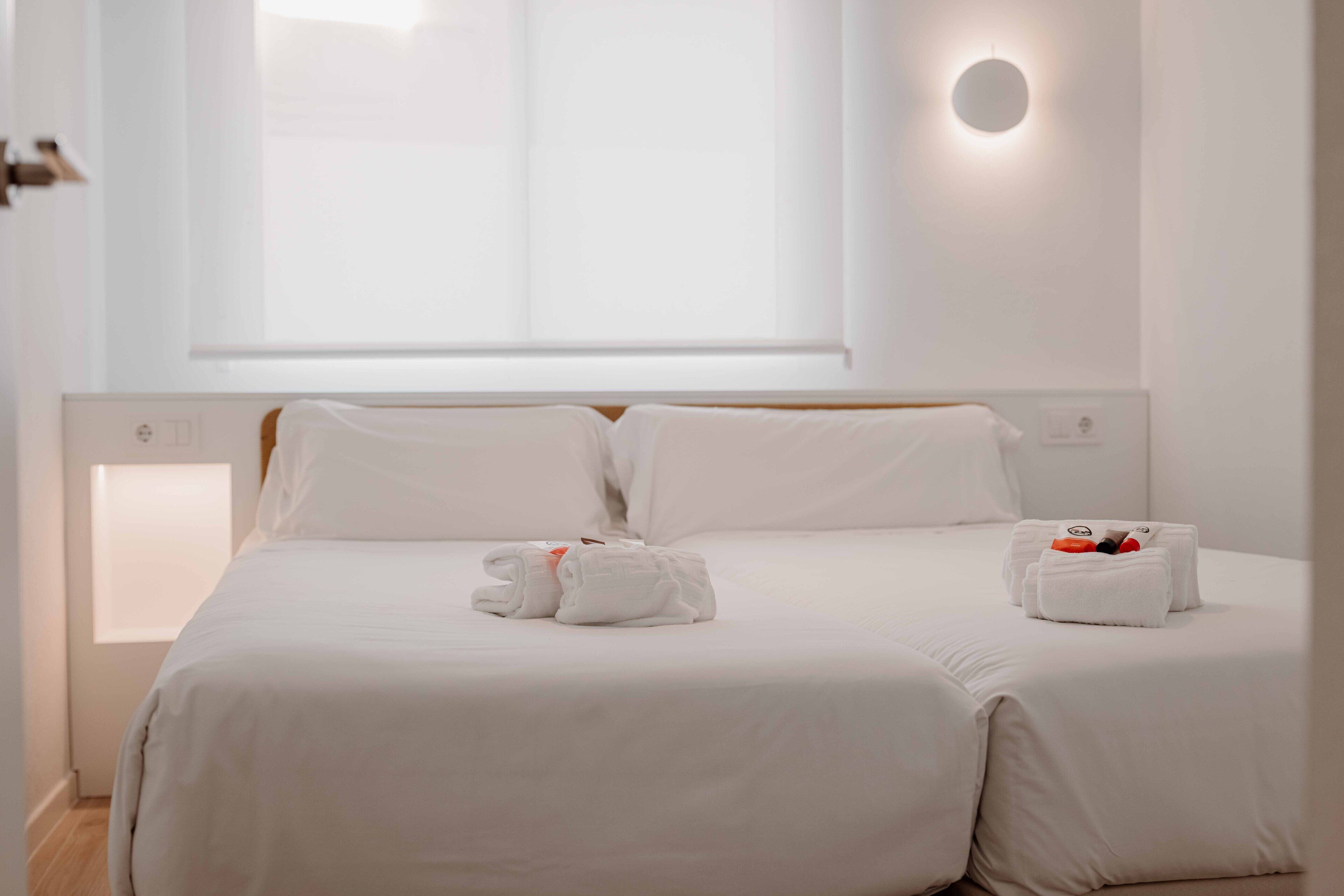 Standard Apartment, 2 Bedrooms, Kitchen, Ground Floor | 2 bedrooms, in-room safe, iron/ironing board, free WiFi