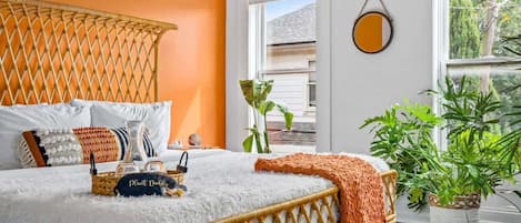 2 chambres, coffres-forts dans les chambres, fer et planche à repasser
