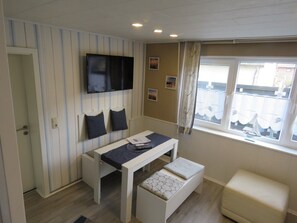 Interior - Small but nice - vacation home in Sassnitz for up to 4 people (Sassnitz)