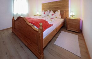 2 bedrooms, internet