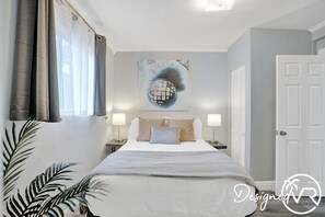 House | 4 bedrooms, iron/ironing board, free WiFi, bed sheets - Beautiful 4 BR with Private Heated Pool (Fort Lauderdale)