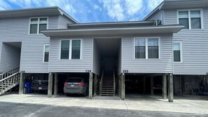 Exterior - Turtle Cove 134 | Private Community Pool and Beach Access (Surf City)