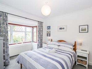 1 chambre, décoration personnalisée, ameublement personnalisé