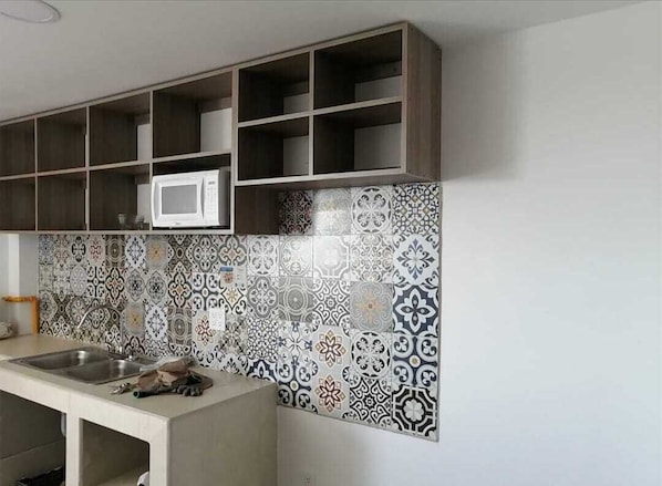 Apartment | Private kitchen | Full-sized fridge, microwave, toaster - tu espacio (Playas de Rosarito)