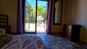 5 bedrooms, iron/ironing board, travel cot, free WiFi - Quiet Villa with heated swimming pool, barbecue and views. (Alhaurín el Grande)