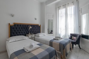 2 bedrooms, iron/ironing board, Internet, bed sheets