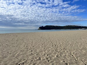 Beach nearby, beach towels