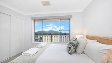 5 bedrooms, iron/ironing board, travel cot, WiFi