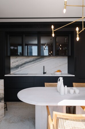 Dining - Luxury Penthouse&Private Roof and Pool (Tel Aviv)