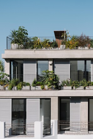 Exterior - Luxury Penthouse&Private Roof and Pool (Tel Aviv)