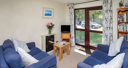 2 bedroom accommodation in Penzance