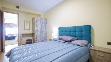 2 phòng ngủ, bàn ủi/dụng cụ ủi quần áo