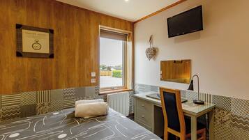 3 chambres, Wi-Fi gratuit, accÚs pour personnes à mobilité réduite