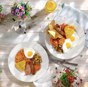 Breakfast meal - Downs Hotel (Brighton)