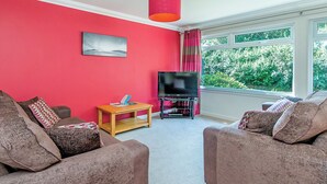 Living area - Classic 3 bed Hot Tub Lodge (Pet) (Lochgoilhead, on the Drimsynie Estate, Argyll)