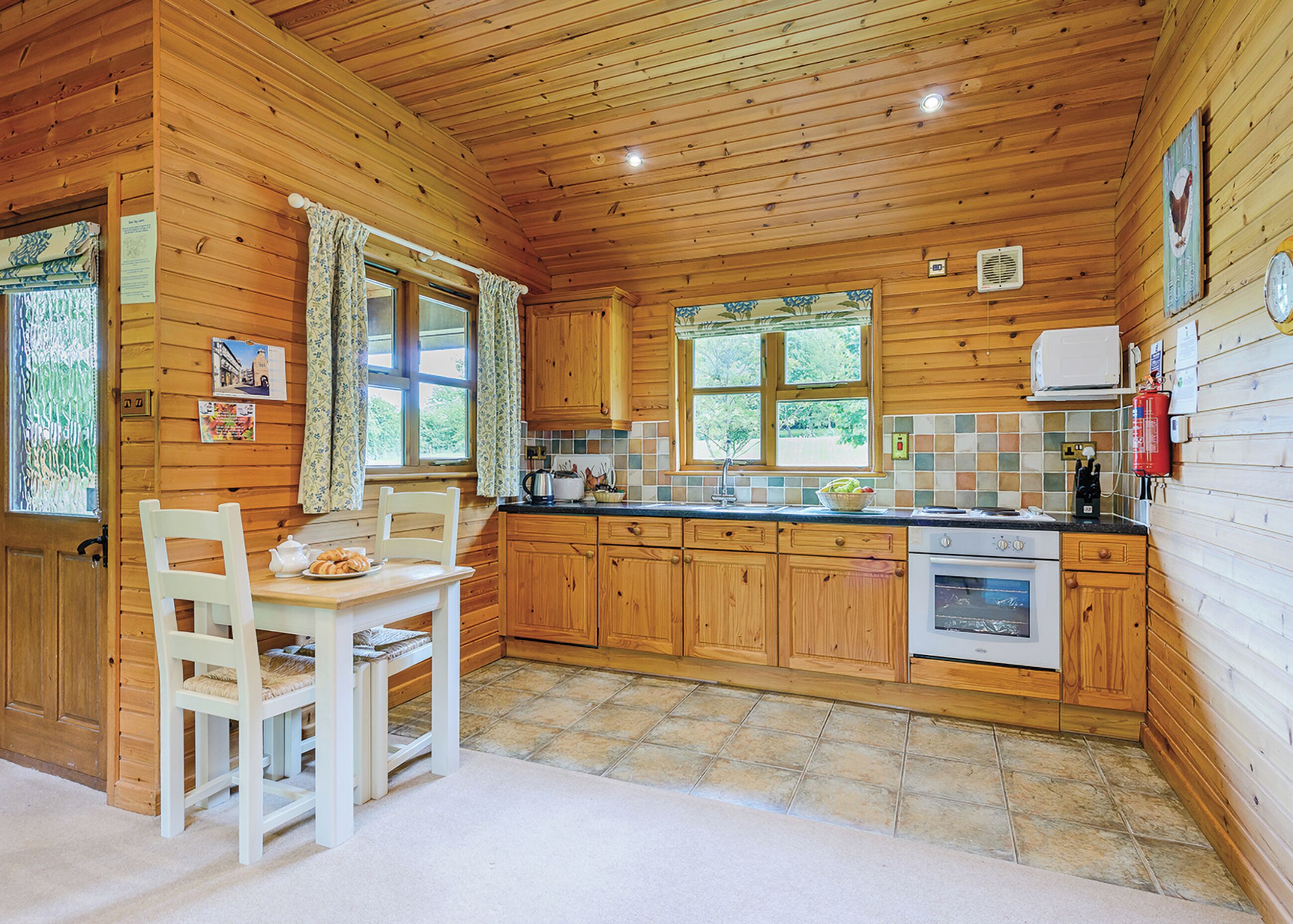 Kühlschrank, Ofen, Herdplatte, Toaster