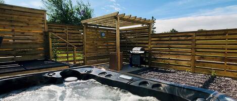 Bain à remous extérieur