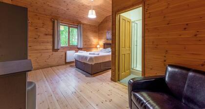 Woodland Rowan Lodge