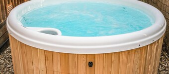 One double with en suite shower and one twin.