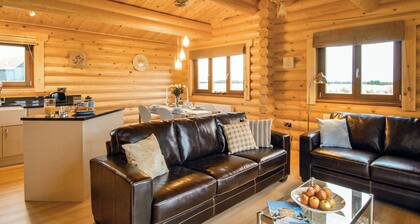 One double with en suite shower and one twin.