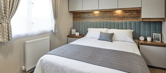 2 bedroom accommodation in Cresswell beach