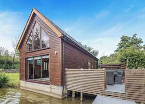 Exterior - Lower Lake Boathouse (Anglesey)
