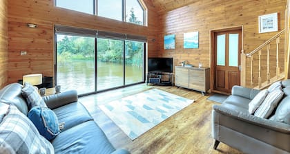 Lower Lake Boathouse