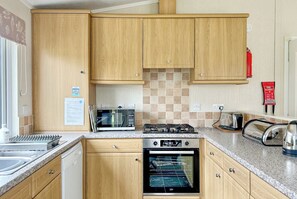 Fridge, oven, stovetop, toaster