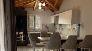 Living area - Angel Saranda Palace (Sarandë)