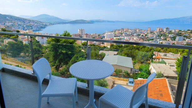 Terrace/patio - Angel Saranda Palace (Sarandë)