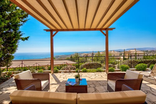 Apartment CC02 - Incredible Sea Views
