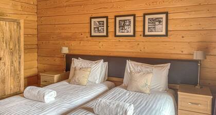 3 bedroom accommodation in Nr Kirriemuir