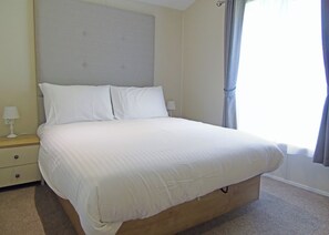 3 bedrooms, free WiFi - 3 bedroom accommodation in Chester (Chester)